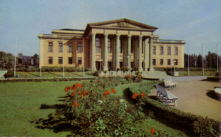 Eine der wenigen originalen Farbansichten vom Palast